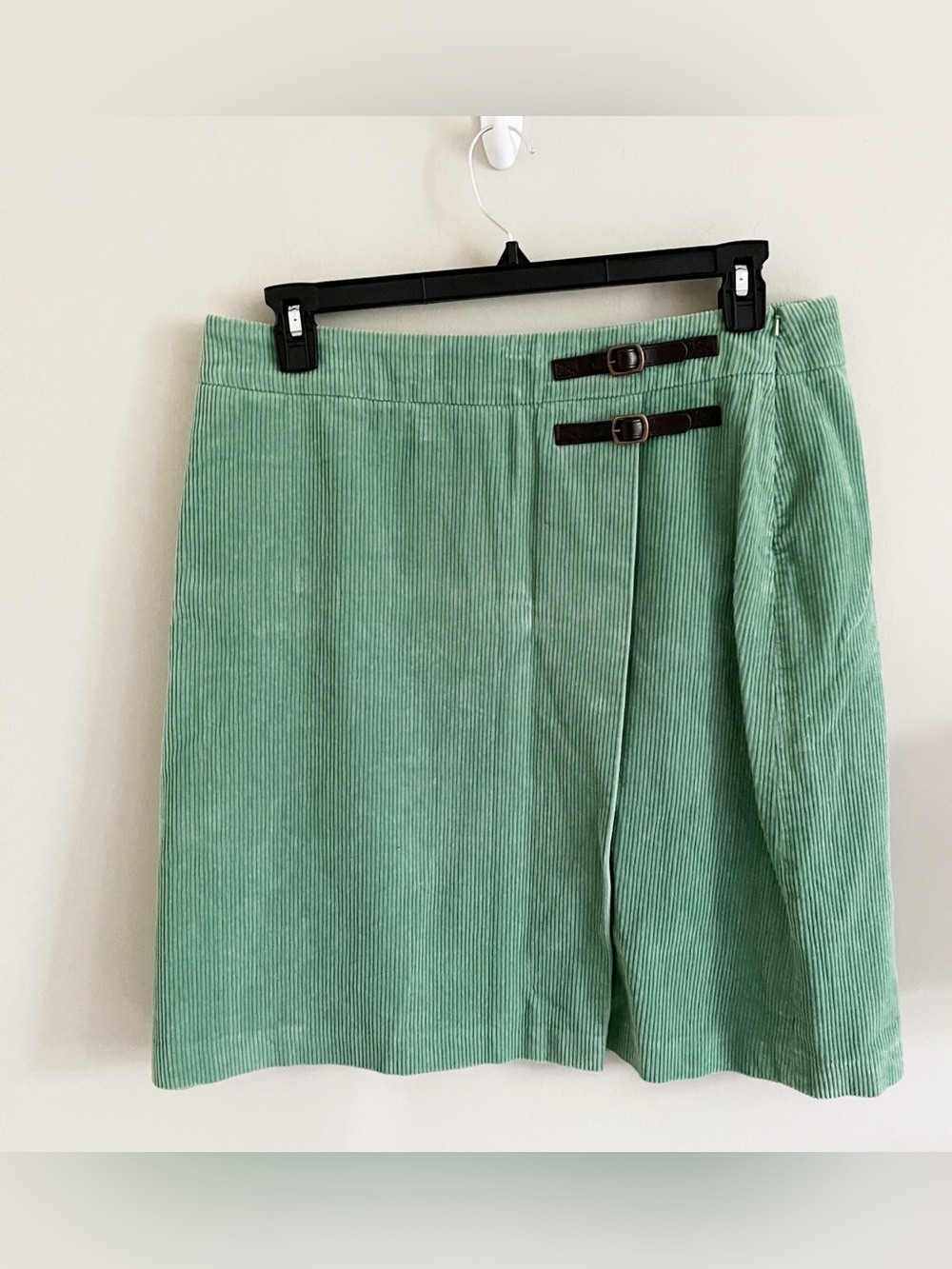 Boden green corduroy faux wrap skirt 12L